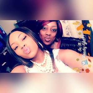 Meet your Posher, Delyncia